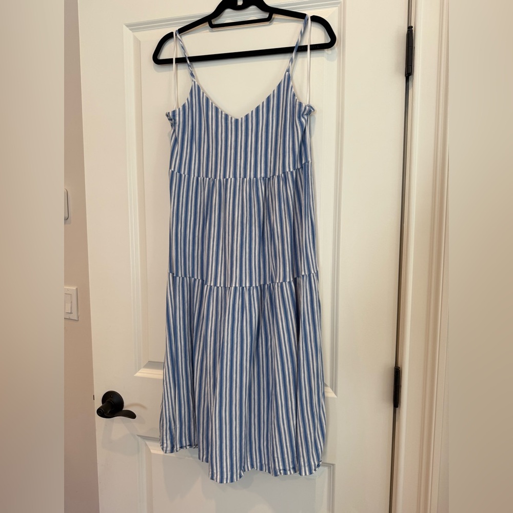 GAP Blue and White Striped Garment